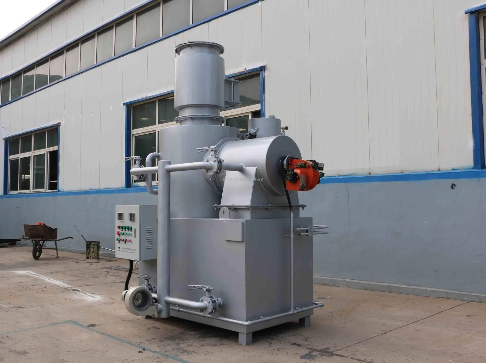Medical waste incinerator